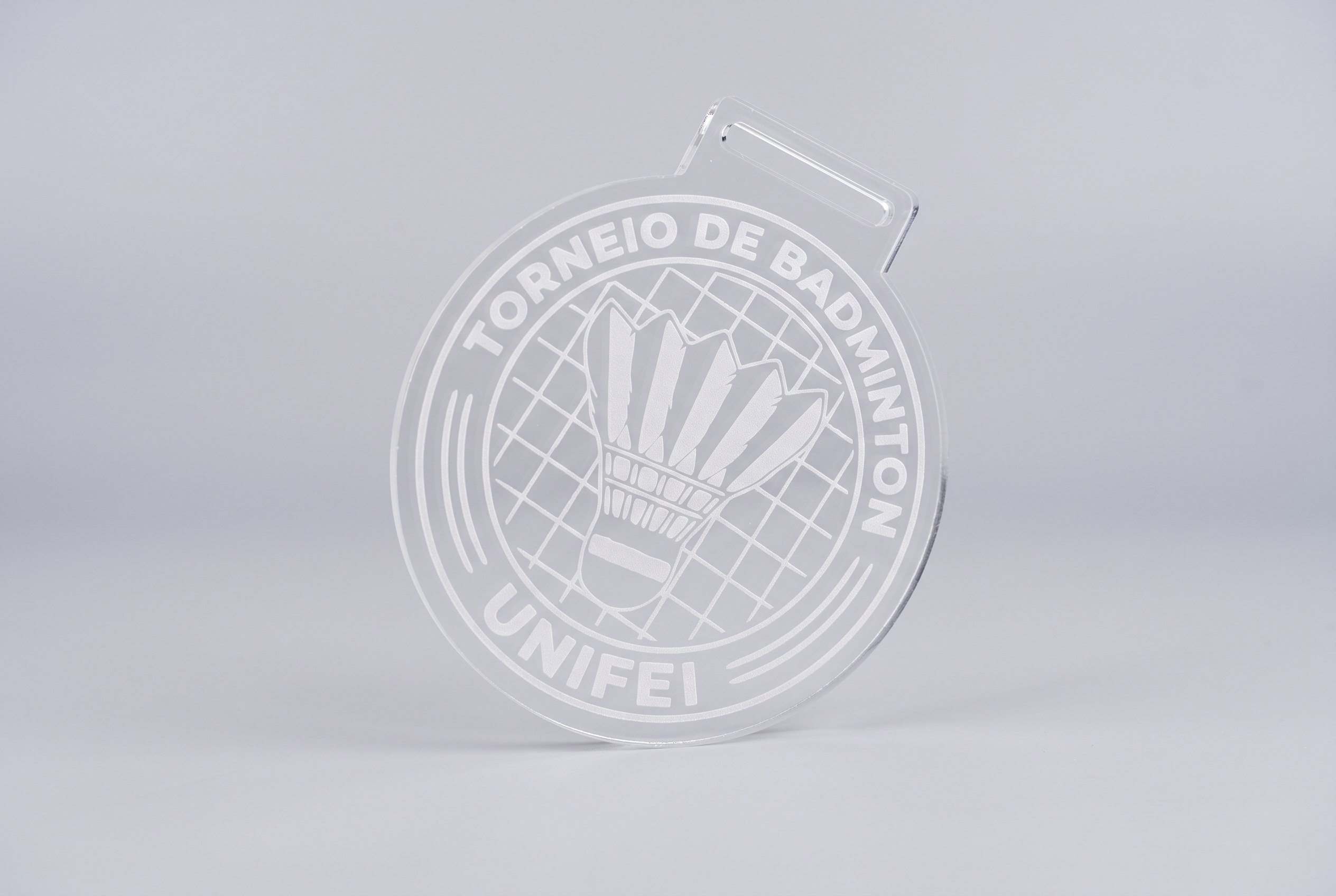 Medalhas Esportivas em Acrílico Translúcido Cortadas a Laser